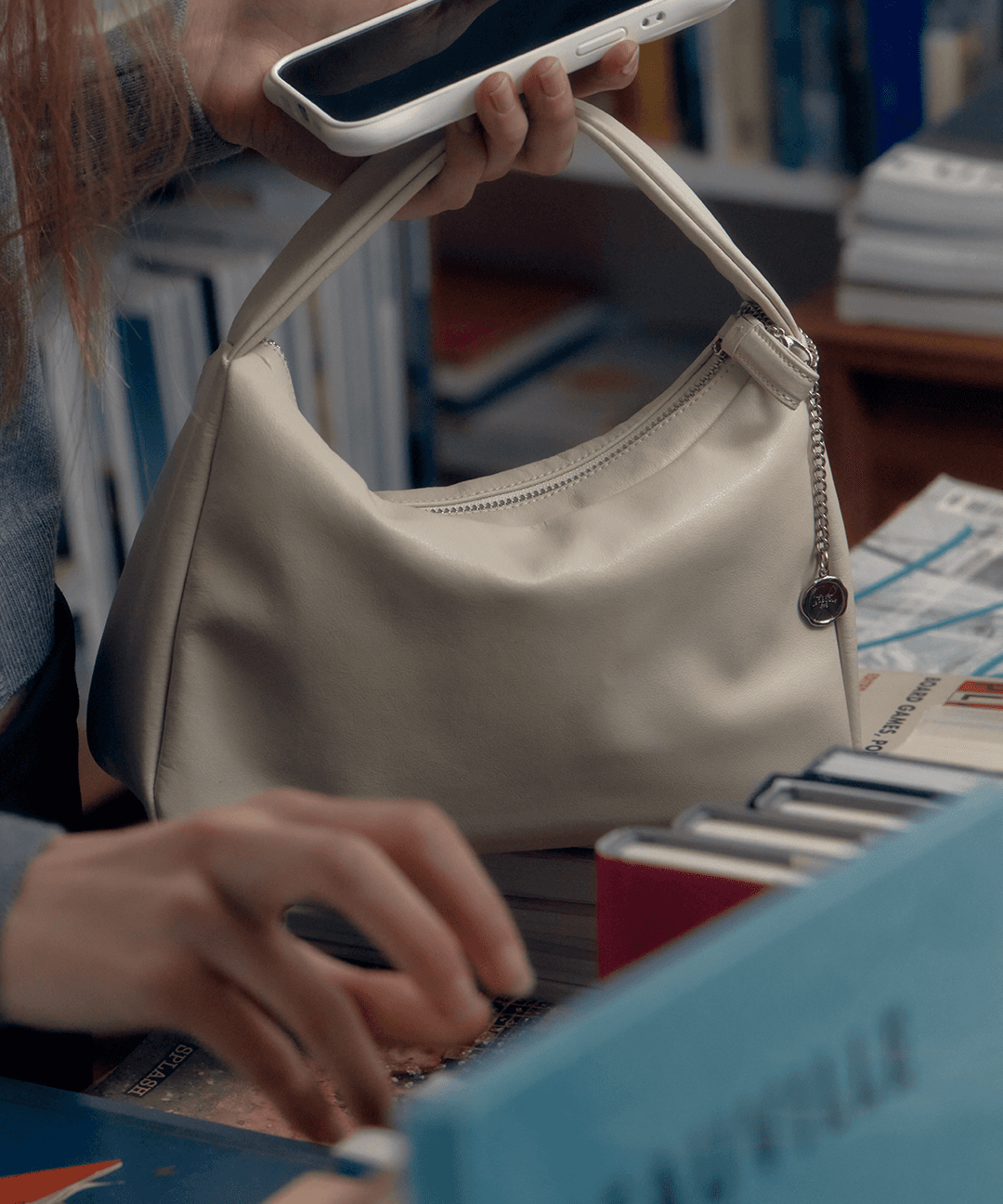 르아보네 RIA BAG_IVORY