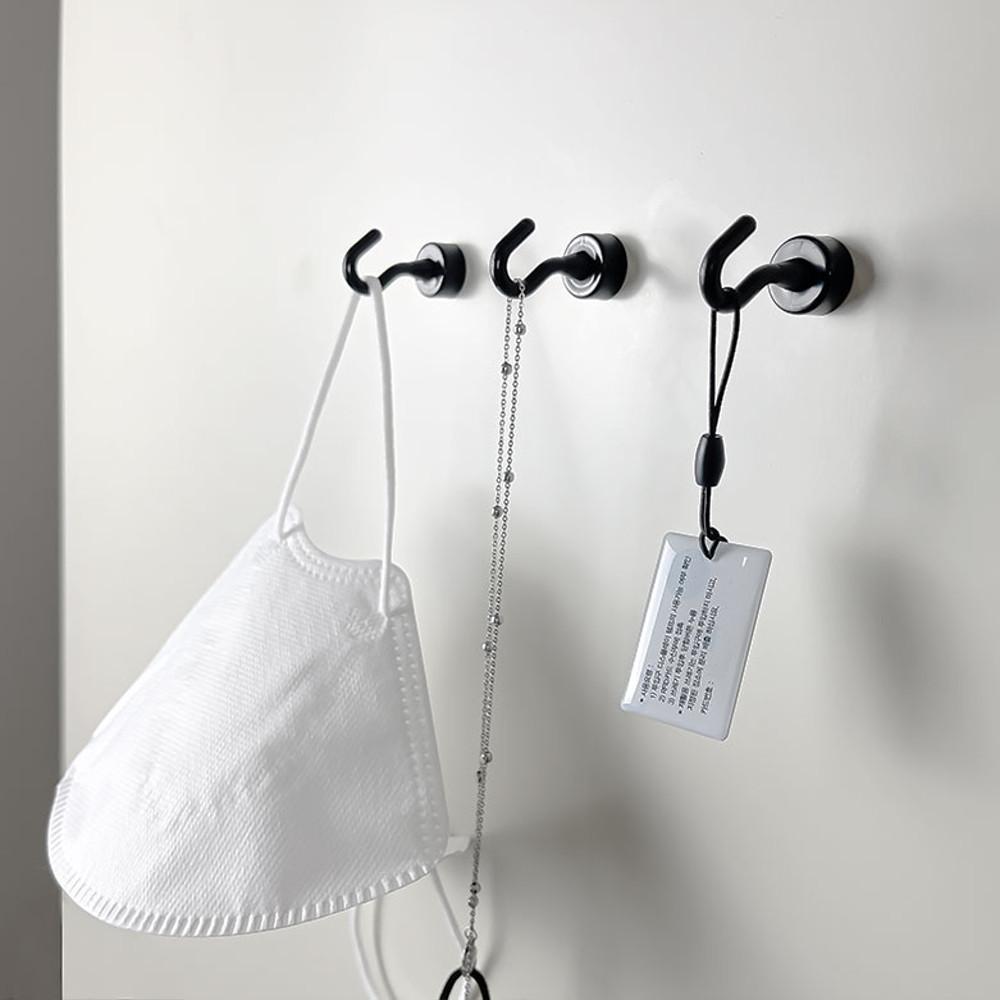 고리 자석 플라스틱 일체형 3P