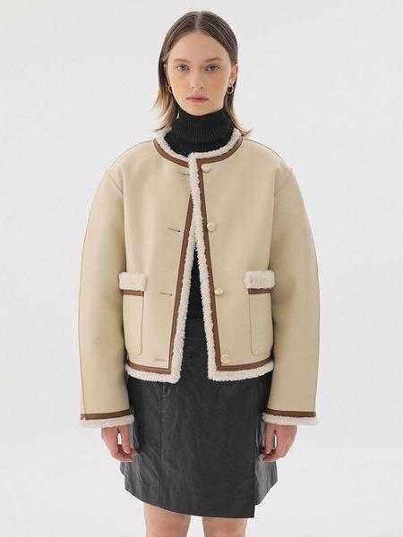 [온앤온] 배색 포인트 무스탕 점퍼 NEM2WMA40