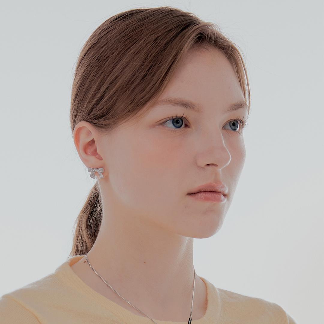 925 Signature Crystal Ribbon Earring (S)