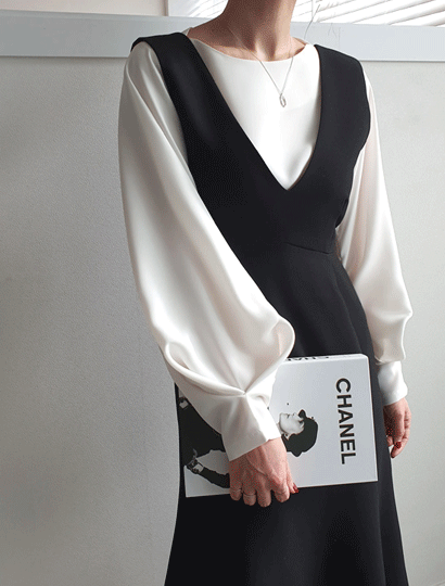 [무배]결혼식추천 우아한 라운드 퍼프블라우스 (2컬러)