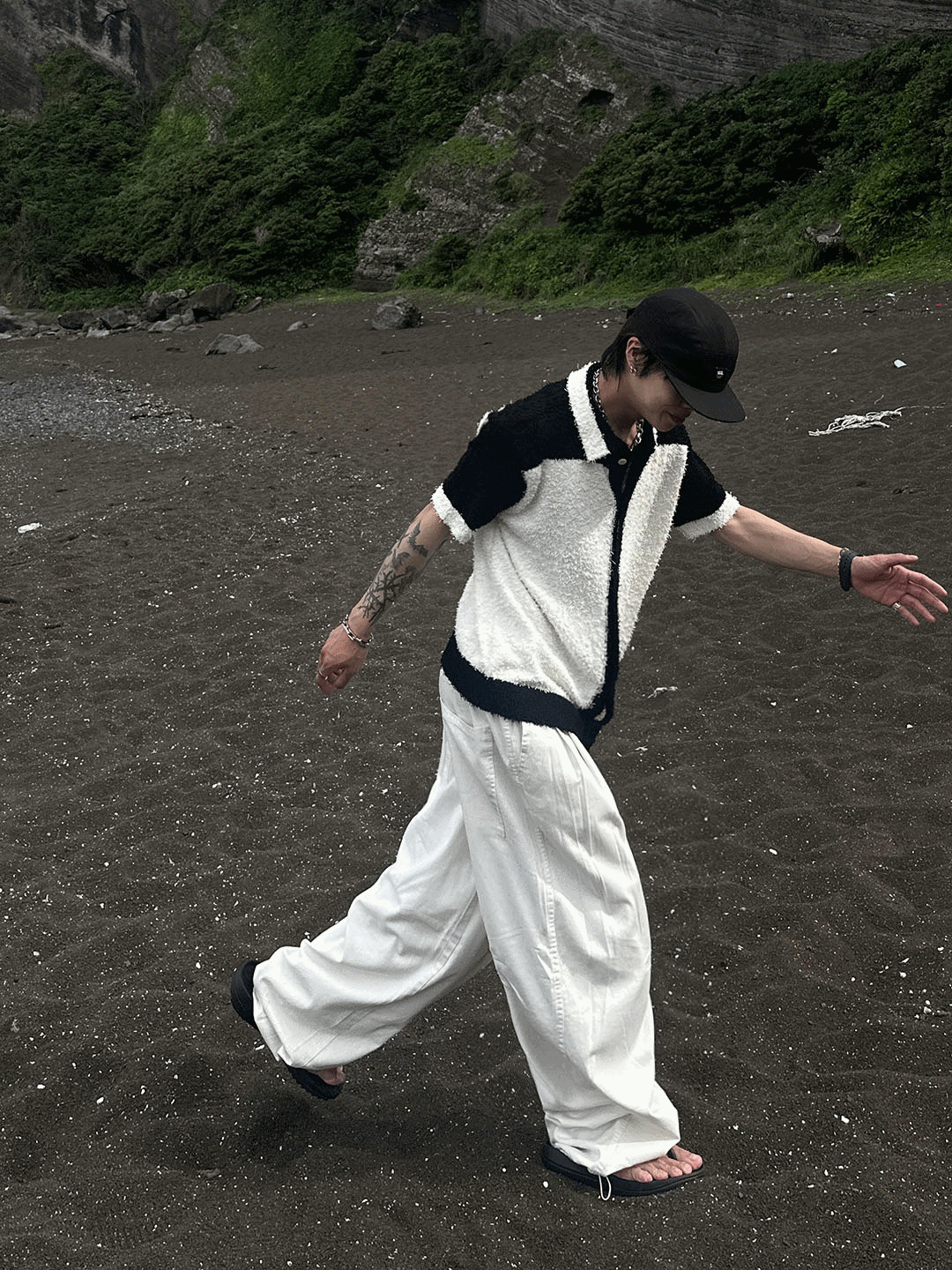 未使用品　adidas originals フットボール長袖シャツ adidas originals フットボール長袖シャツ XS-M新品未使用