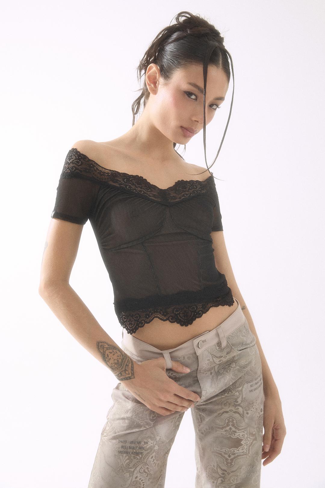 Off Shoulder Sheer Top Black/Sand