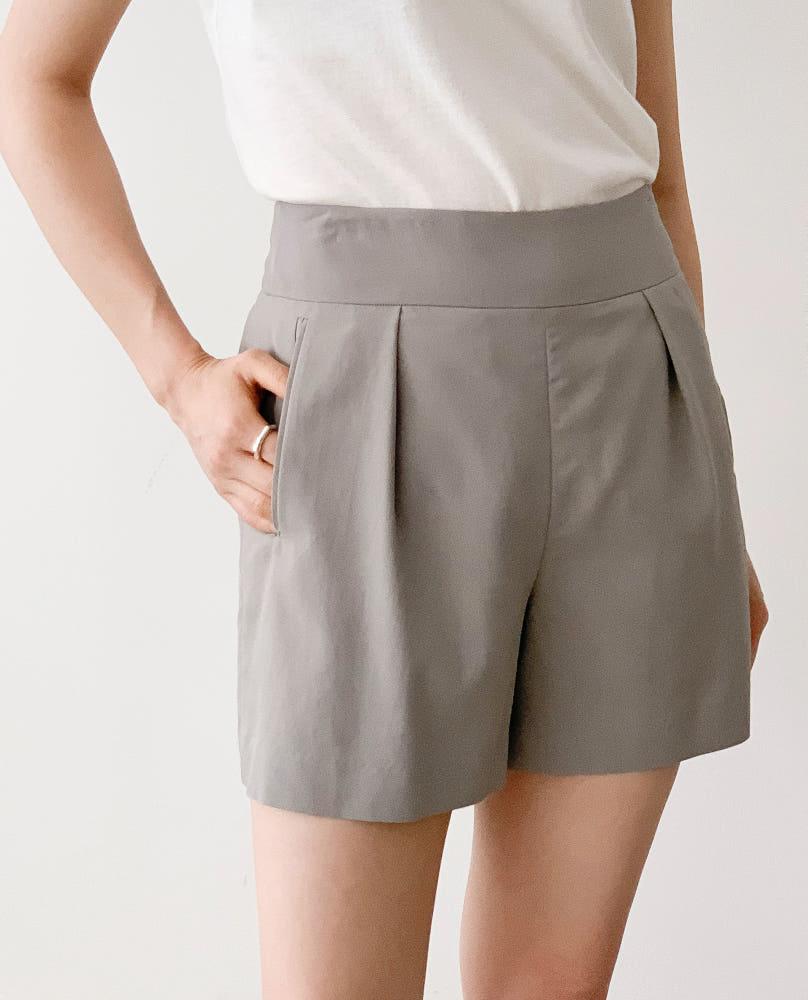 SALE bas standard 핀턱 쇼츠 팬츠 pin tuck shorts pants (당일배송)