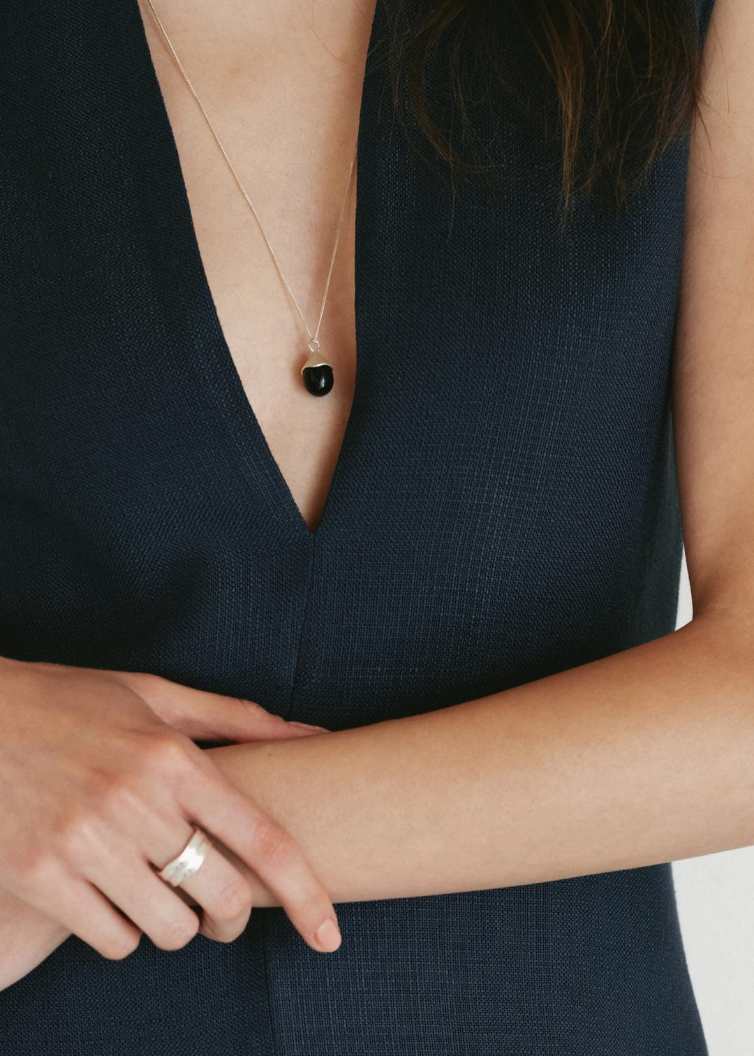 Bellota Necklace. Onyx