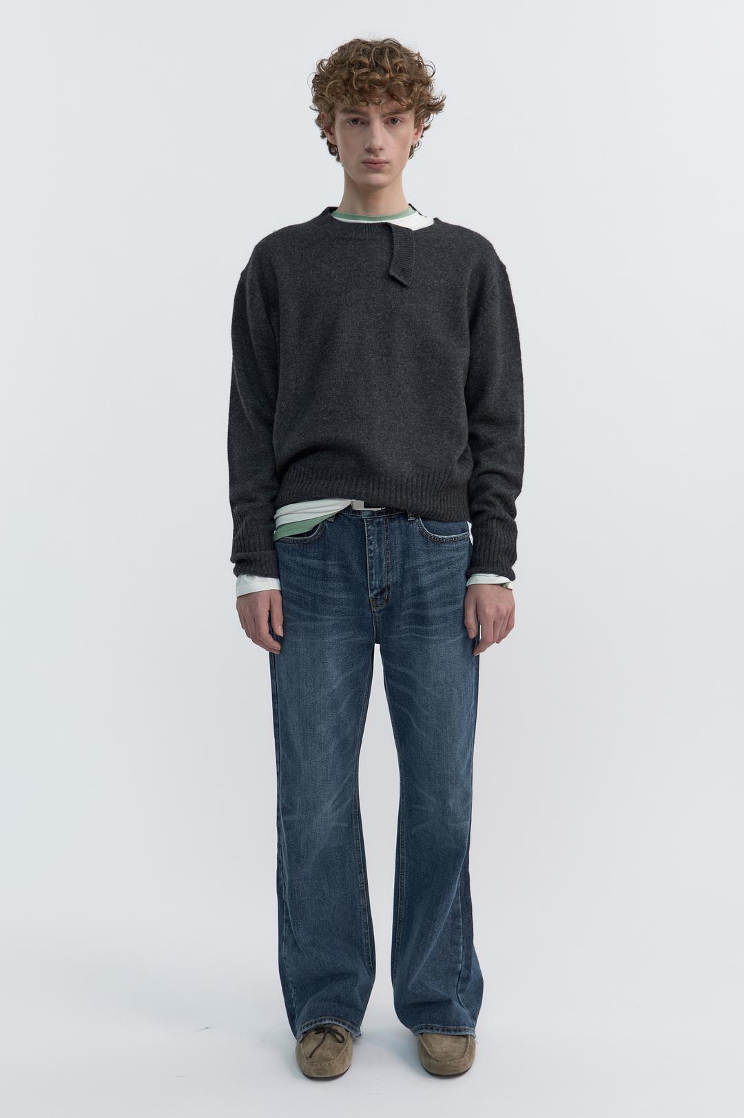 SLIT YAK SWEATER - CHARCOAL