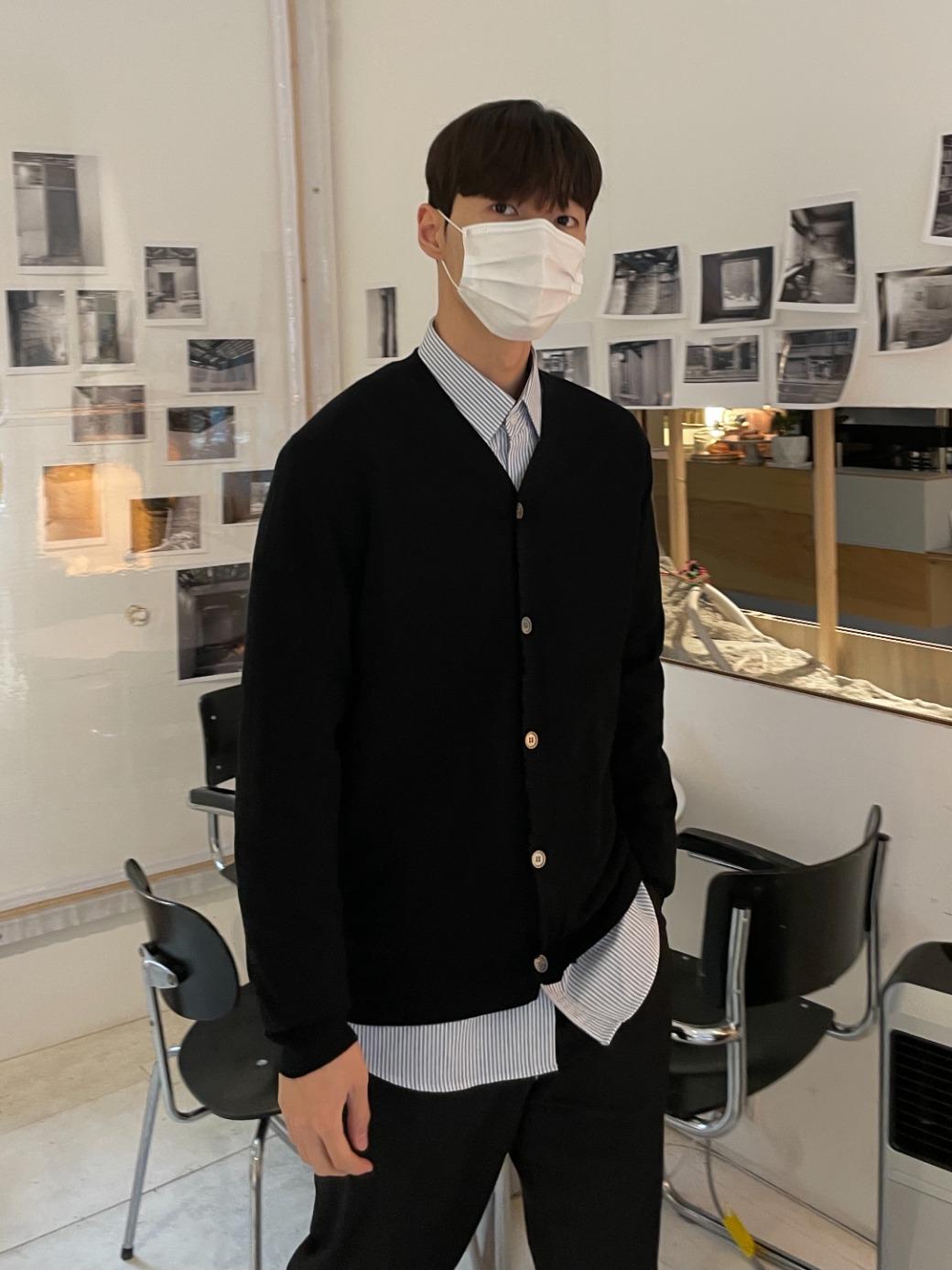 Z. Soft Cashmere Knit Cardigan (기획)