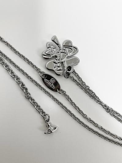 비비안웨스트우드 네잎 네크리스