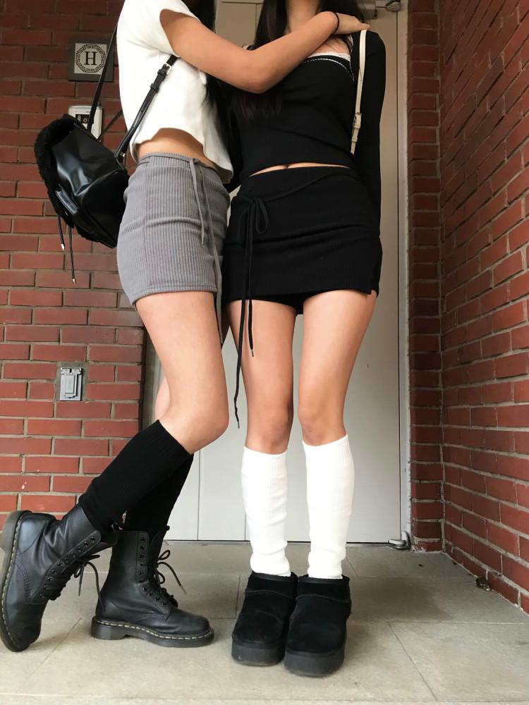 [타임라인서울] 니트 스트랩 스커트 팬츠(2color)