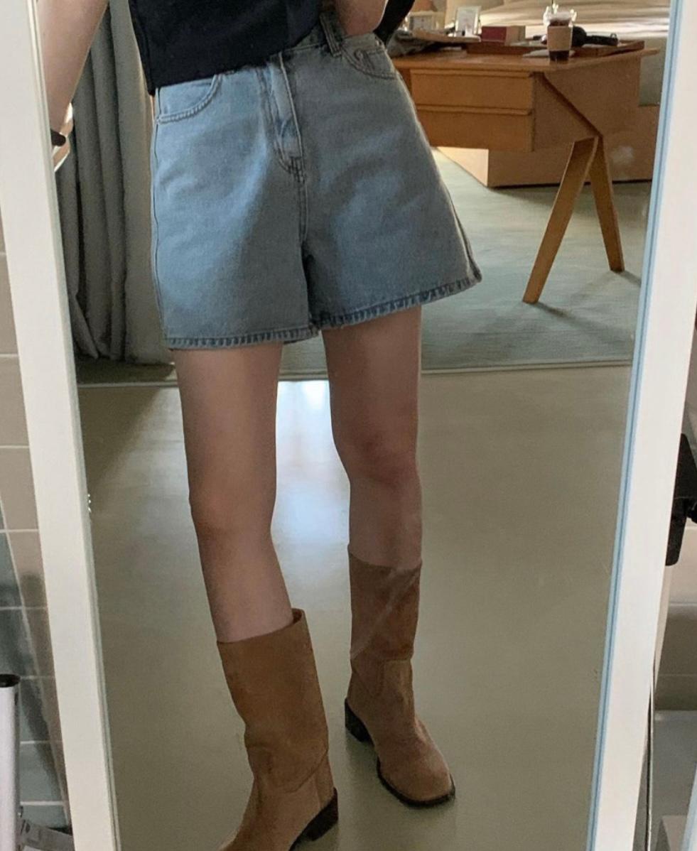 히얼위아 에이라인 하프 데님