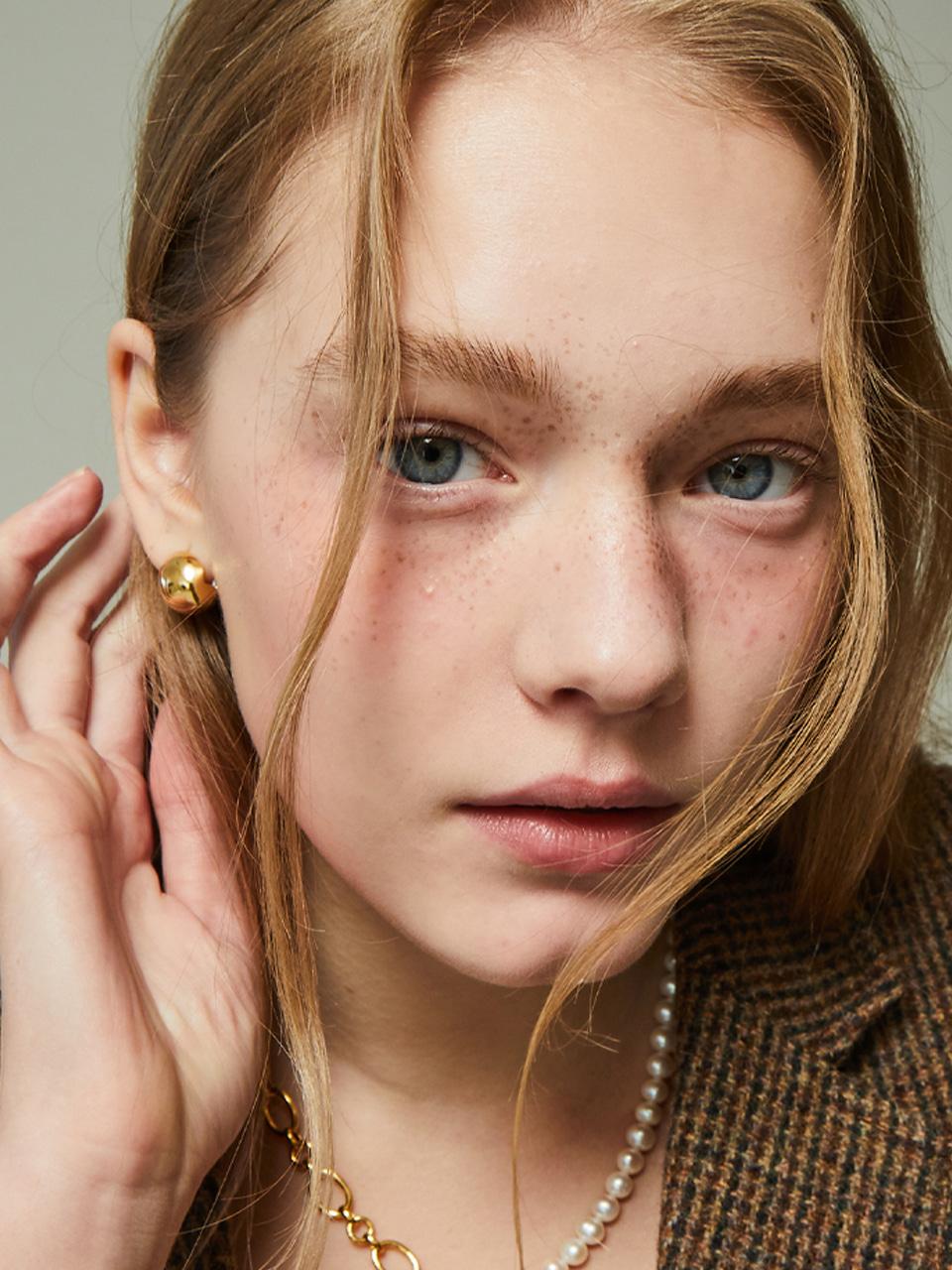 [셀럽착용] One-touch Ball Earrings_Small_VH24NNEA102M