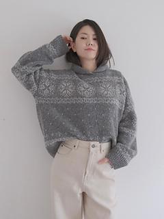 Christstollen Sweater pattern by Soumine KIM