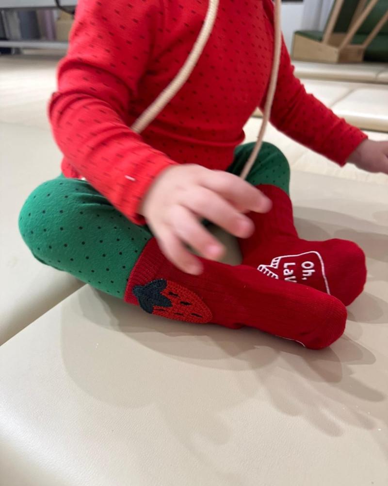 후르츠 자수 양말 (딸기/파인애플/아보카도)