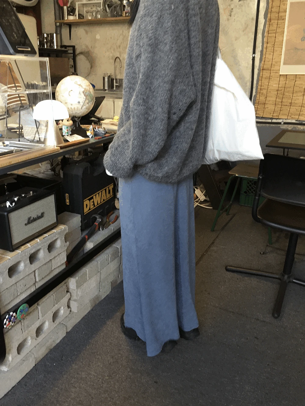 쉬즈 밴딩 스웨이드 롱 스커트 (3c)