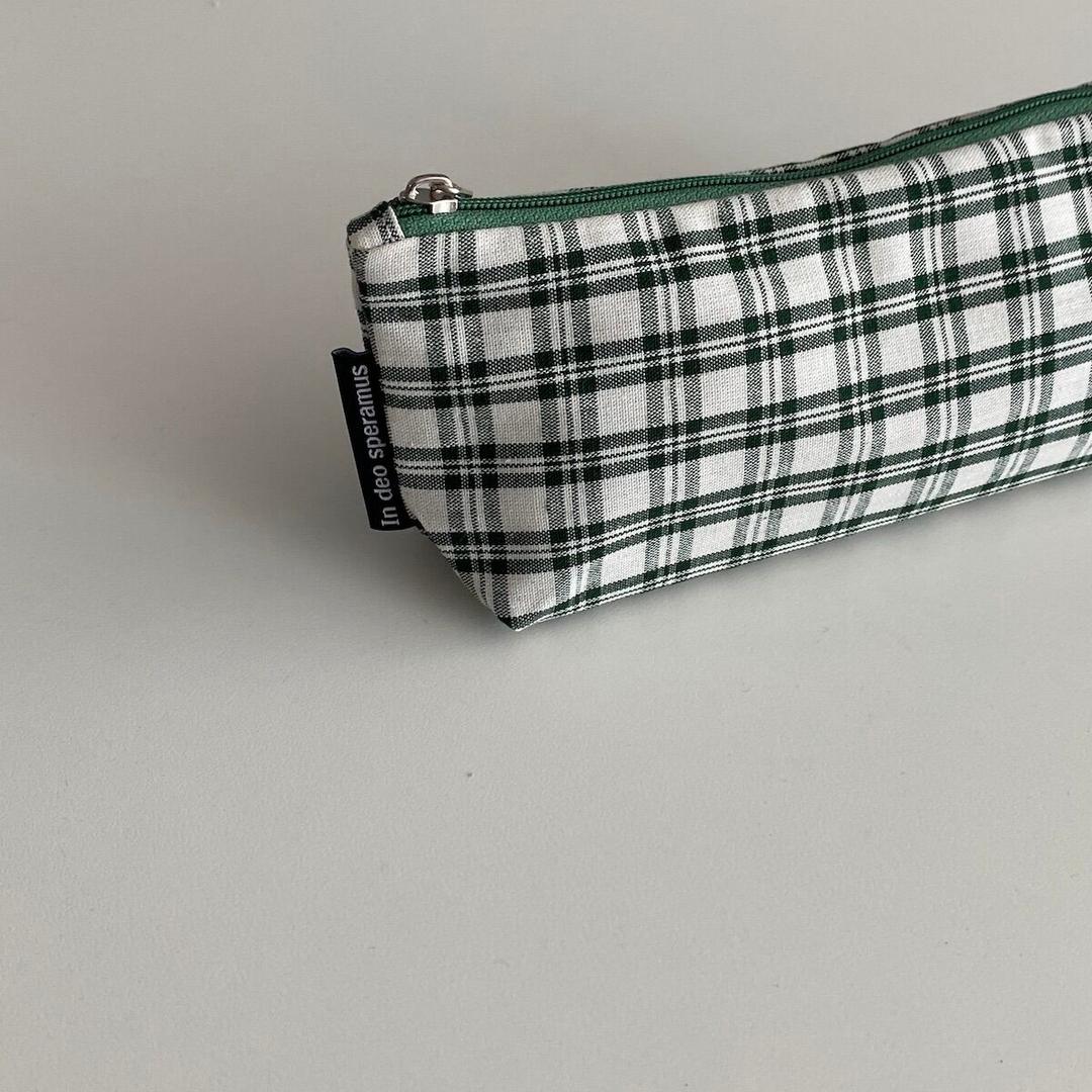 삼각 초록심플 필통(Triangle green simple pencil case)