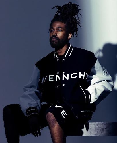 GIVENCHY 지방시 울레더 바시티 자켓