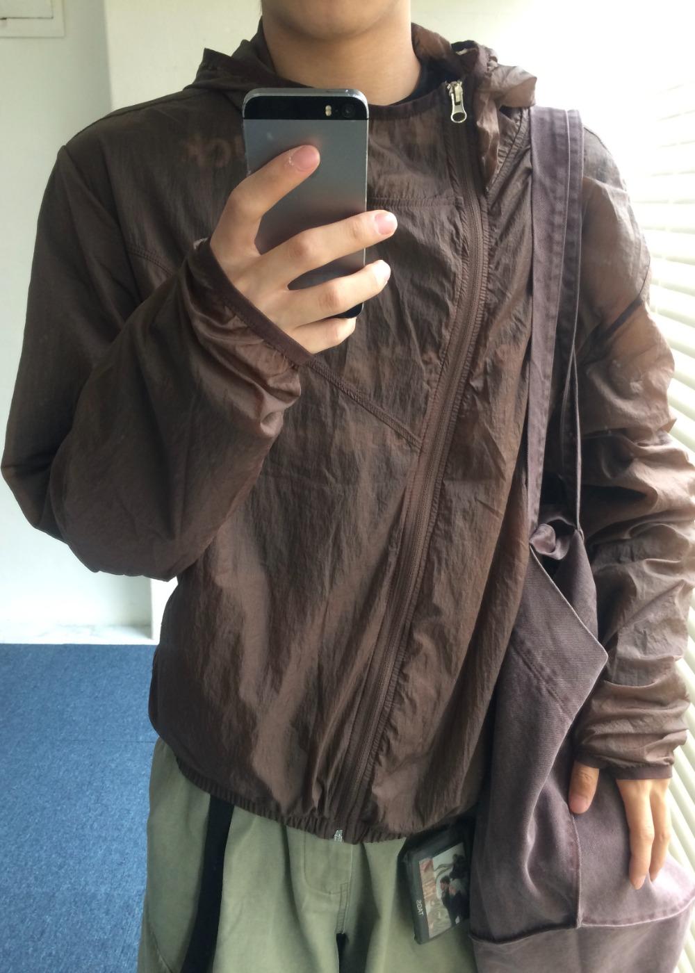 curved line see through windbreaker