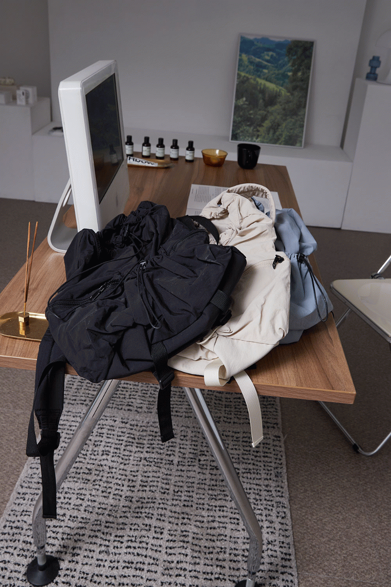 spring pocket bagpack (3c)
