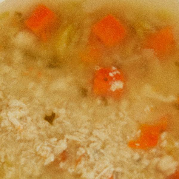 닭고기 야채 수프