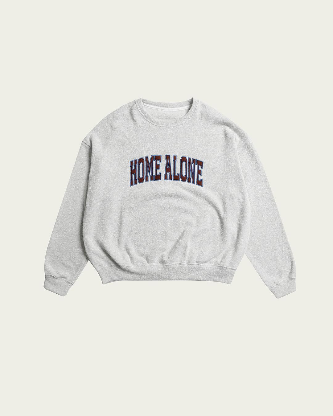(9차) Home Alone Sweatshirt