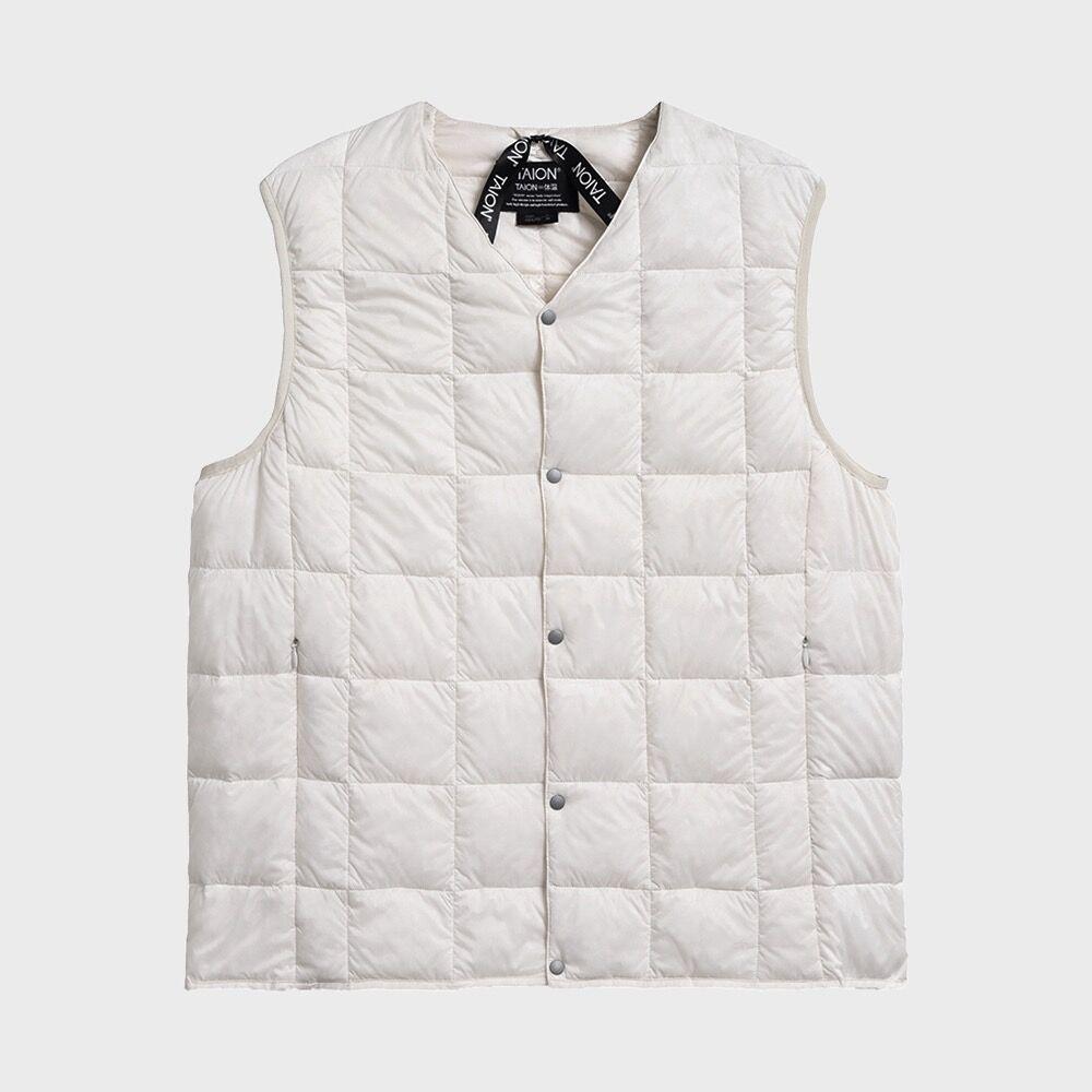 V NECK 버튼다운 경량패딩 조끼 Off White