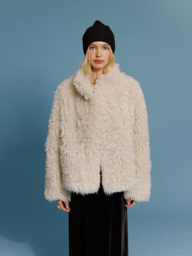 [2차] Kit Fur Jacket