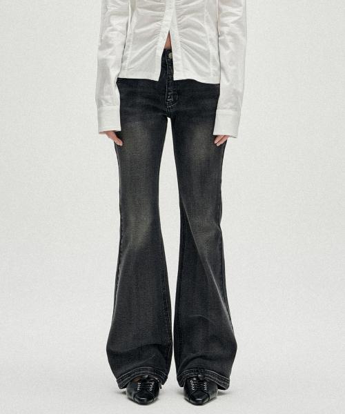 W Symbol Stitch Low Rise Flare Fit Denim Pants - Black