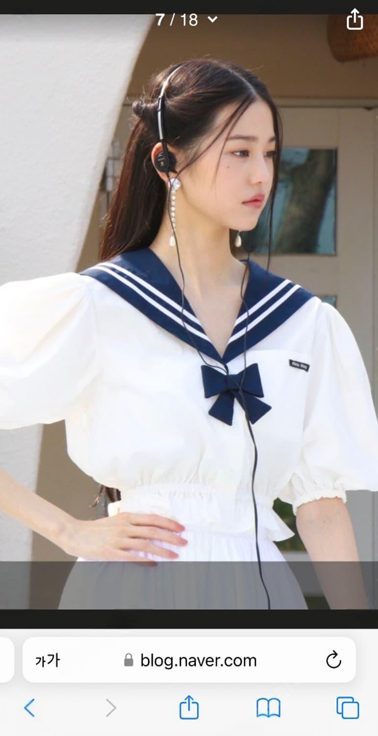 미우미우 세일러 반팔 블라우스 38사이즈 | 후루츠패밀리