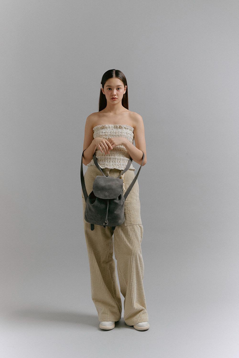 SUEDE BLACK BALL BACKPACK [GREY]