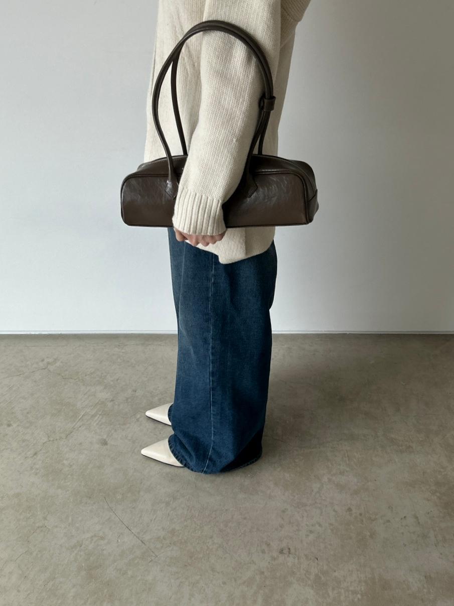 two레더 바게트 백