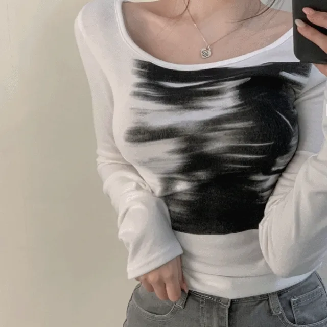 [단독최저가🖤] 크리티 빈티지 페이드 블랙프린팅 소프트 슬림티셔츠 t - 3color