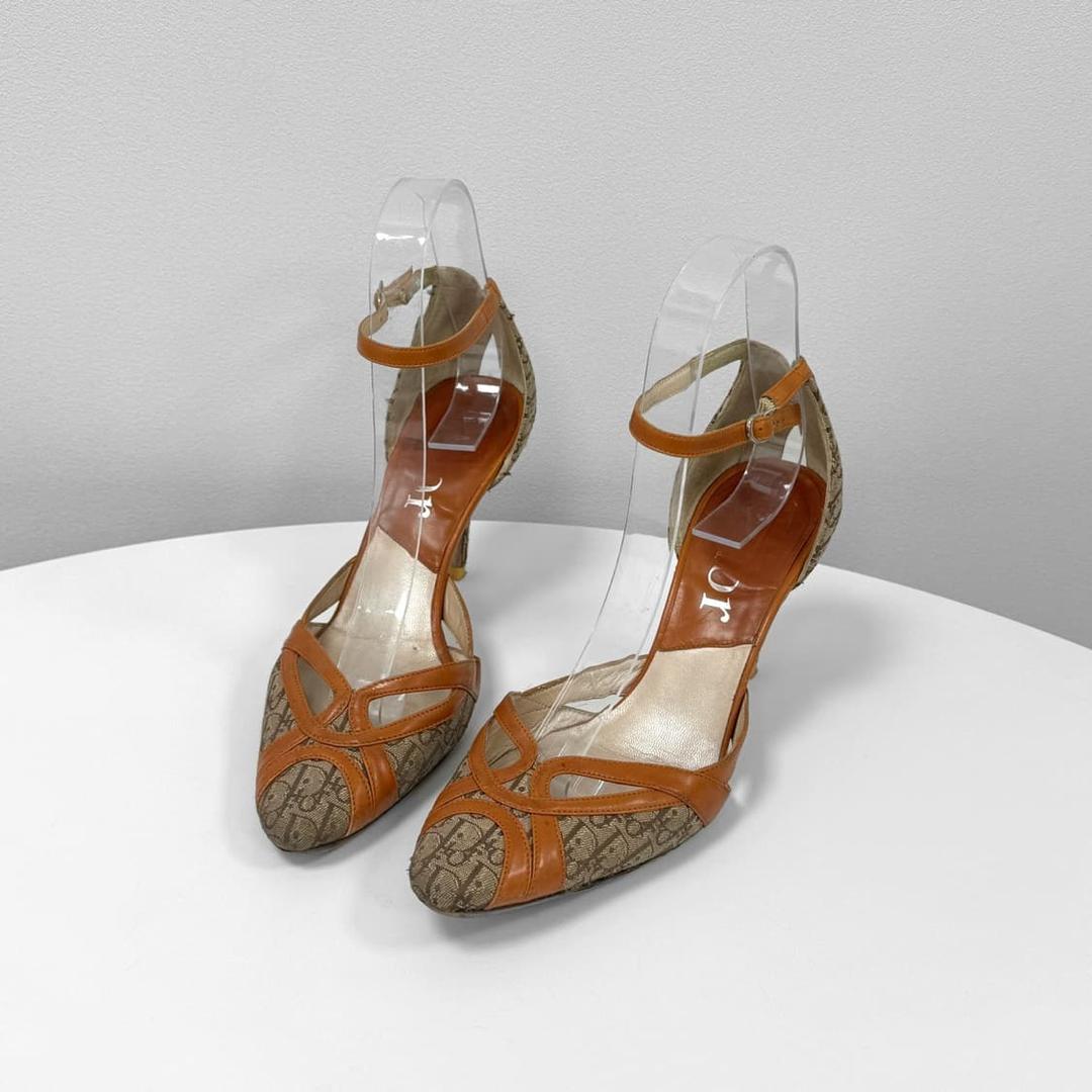 디올 오블리크 앵클 스트랩 펌프스 35 | 후루츠패밀리