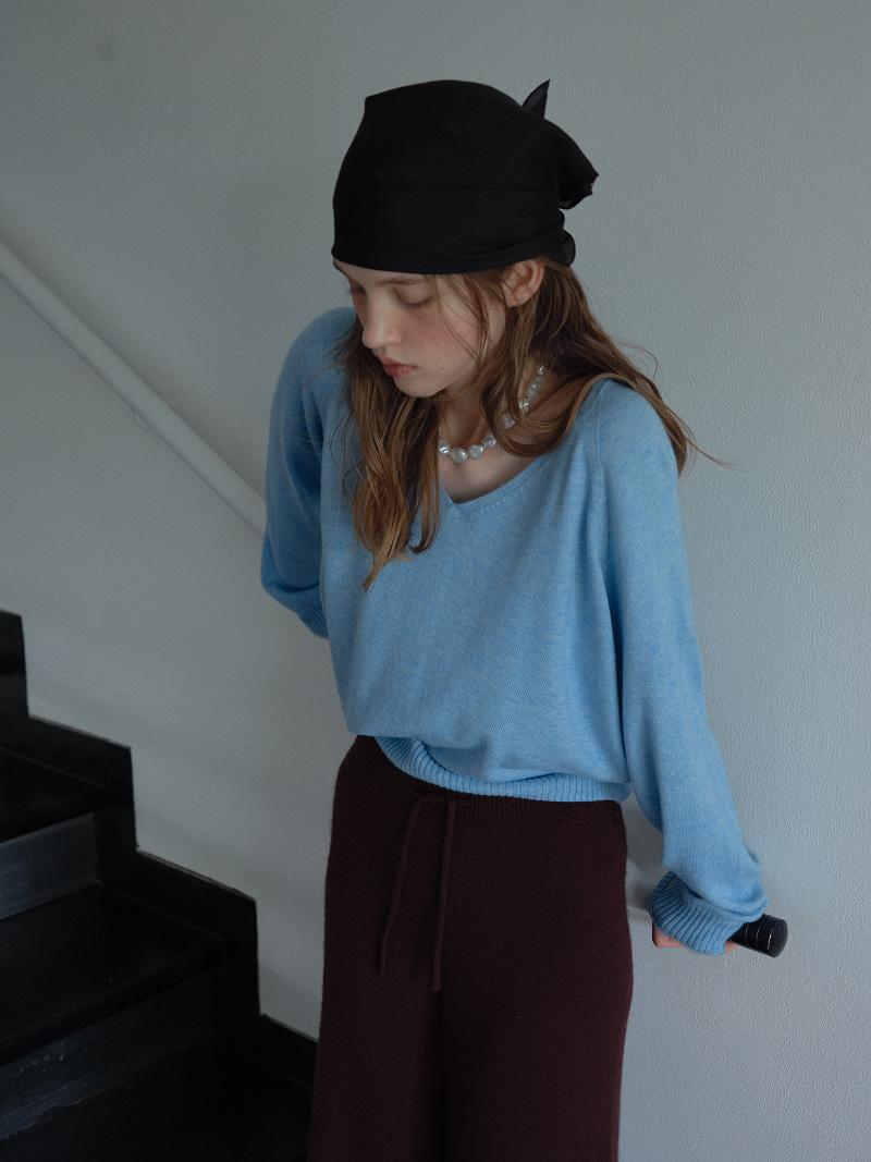 브이넥 울 캐시 니트