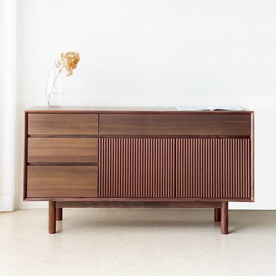 Nubi "Temba Board\" Chest Walnut