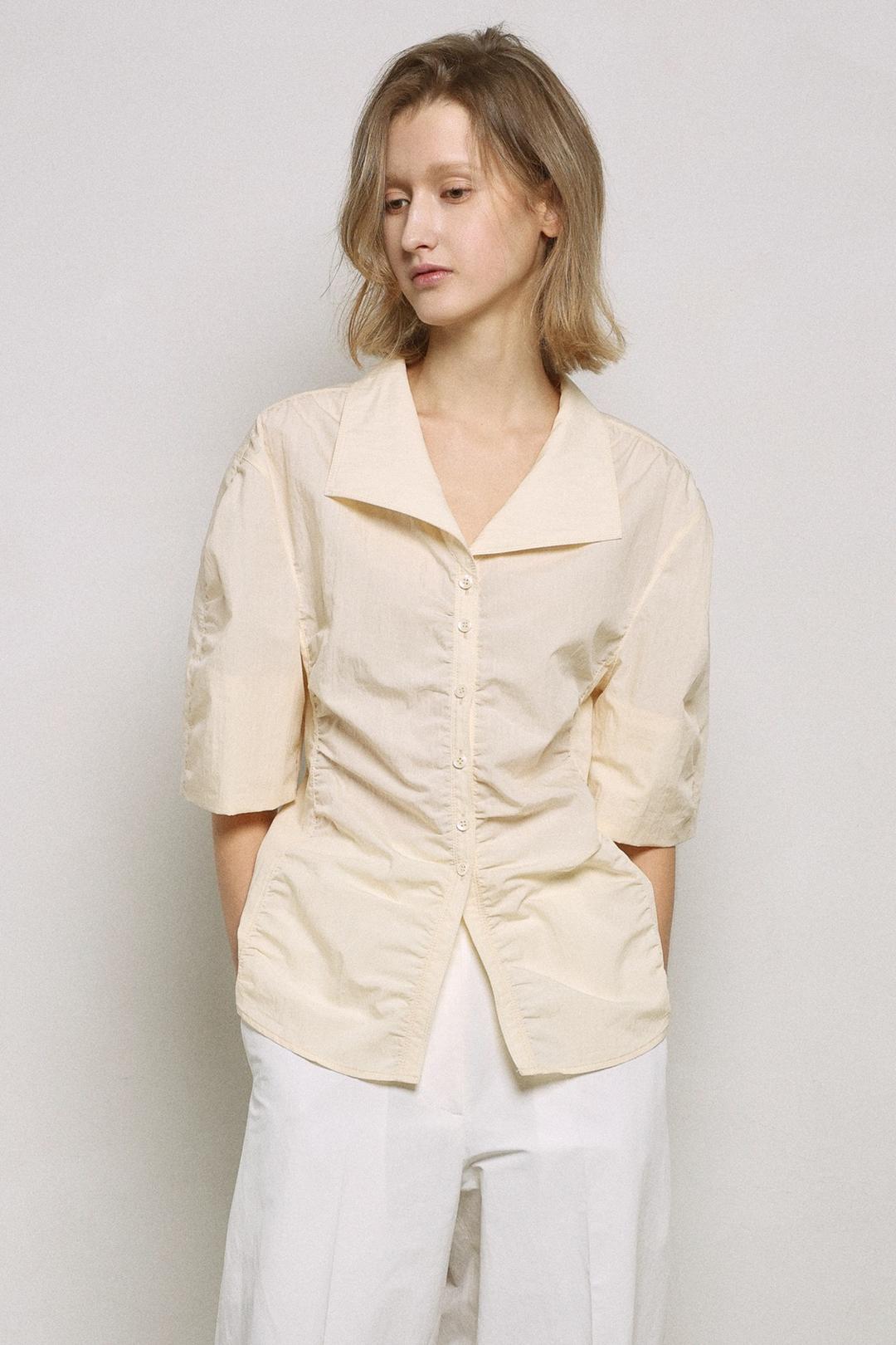 Parcling Volume Blouse _ Butter