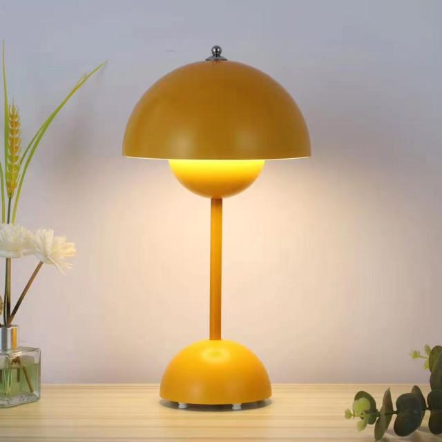 Nordic Design Flowerpot Lamp