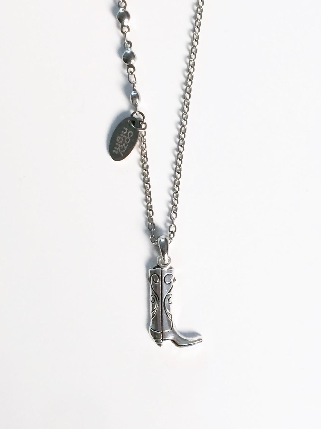 [C.Z.N.T] long boots half chain necklace