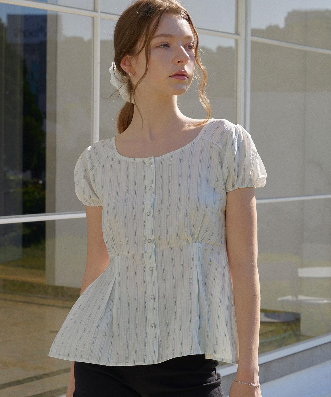 Cottage Flower U-neck Blouse ( Blue )