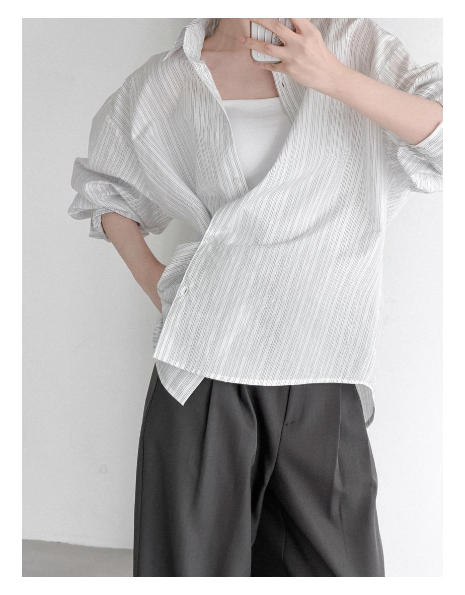 시몬 사이드 버튼 스트라이프 셔츠 [화이트]