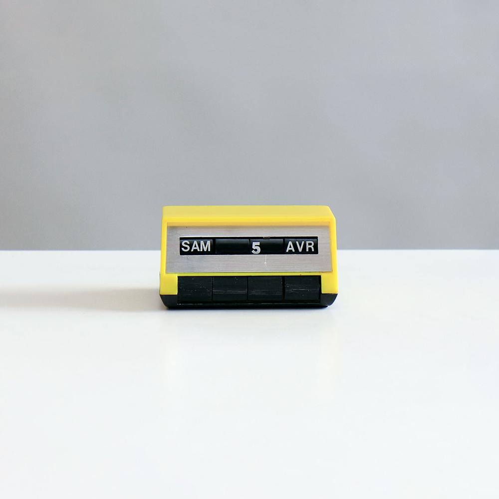 1970s France Perpetual desk calendar