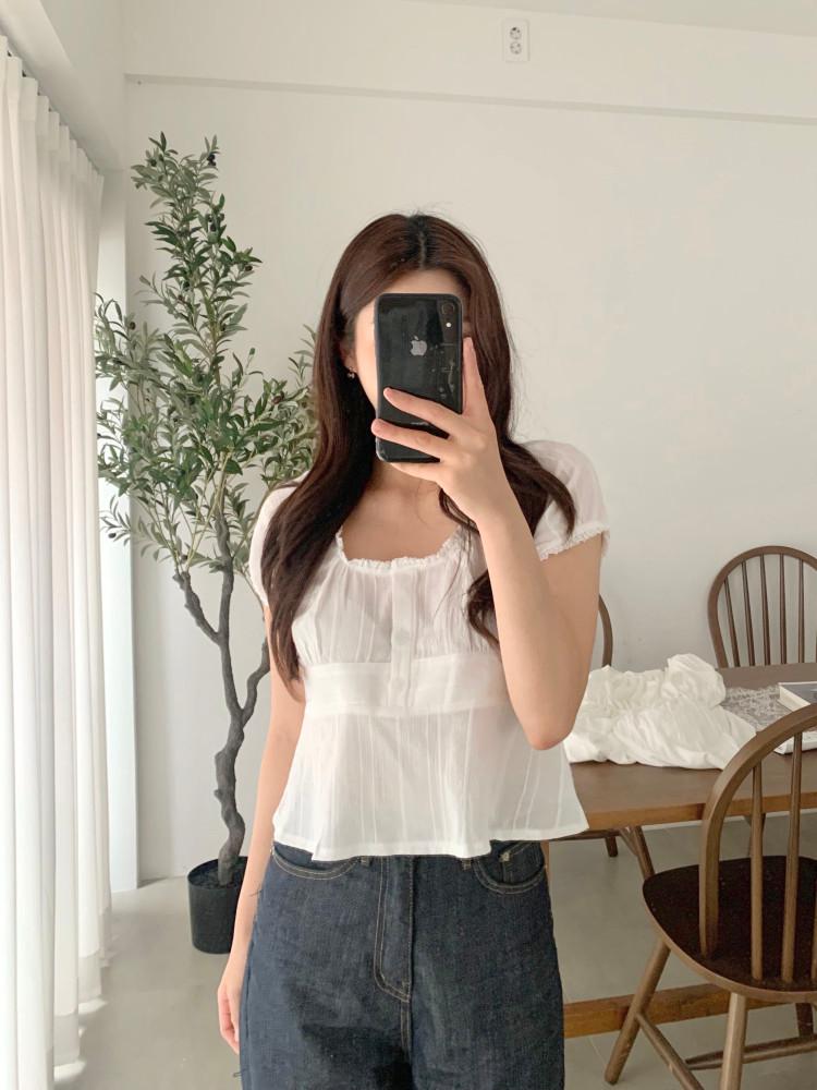 [데일리룩🤍] 뮤어 레이스 프릴 블라우스