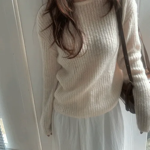 로지 여리핏 울 알파카 보트넥 골지 긴팔 니트