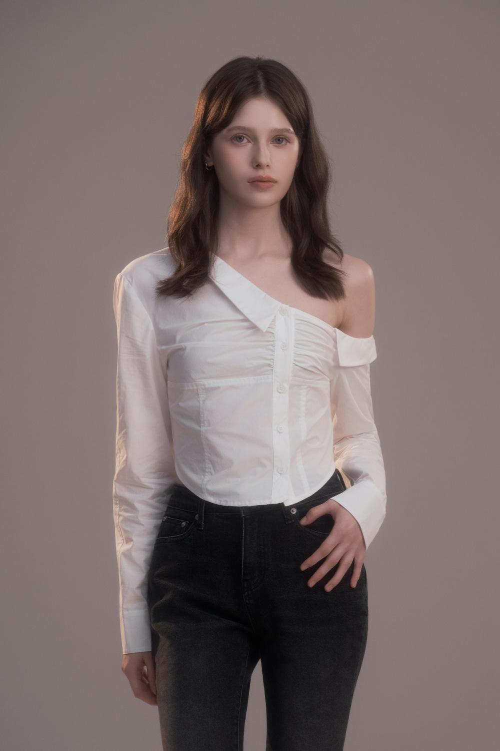 Cut-out Shirring Shirt-White