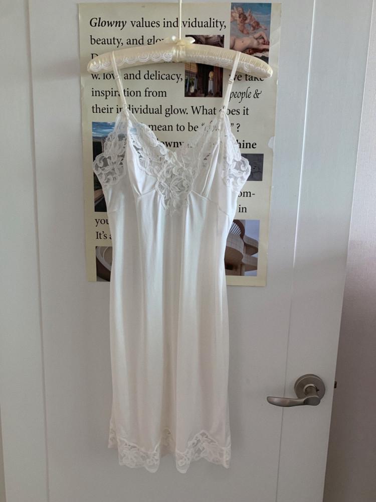 [중고] 389. White slip 🕊