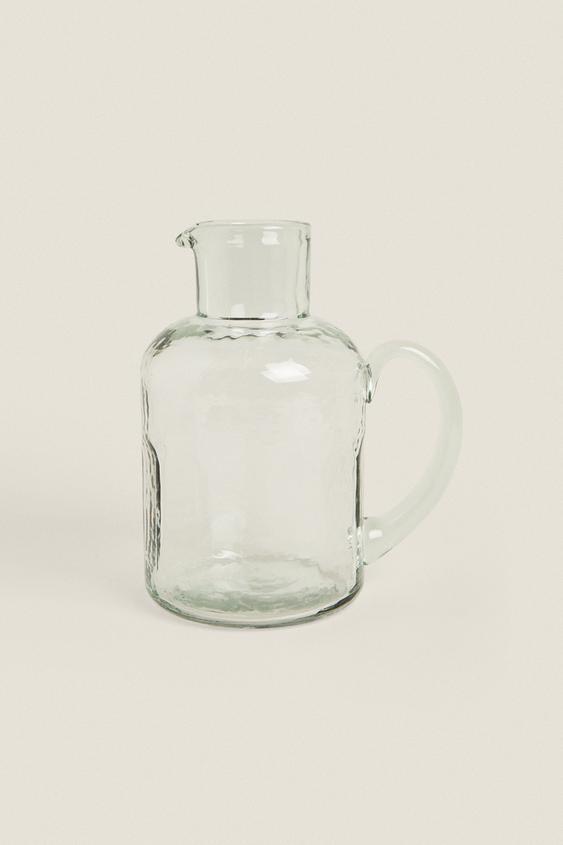 손잡이와 해머드 효과가 있는 글래스 피처.용량: 1420ml