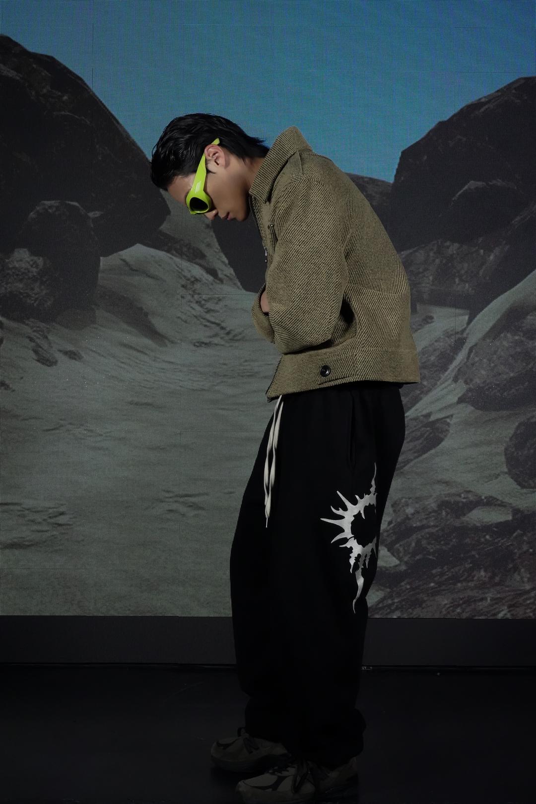 COFF SIGNITURE Pants (black)