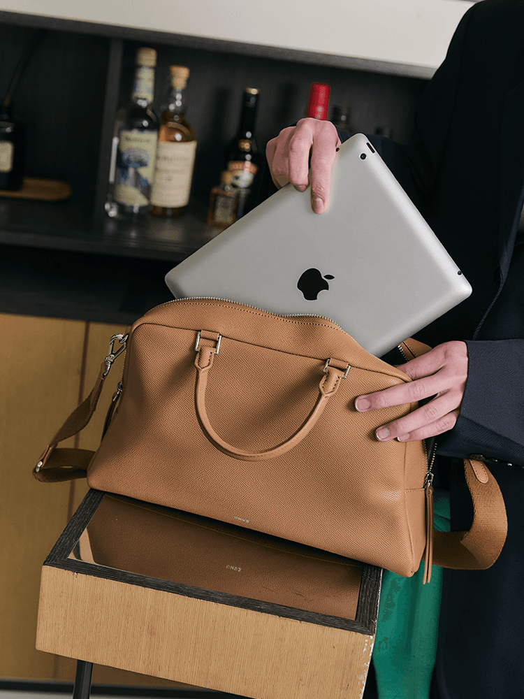 [유엠뉴욕] SOFT 토트 490g - 3 Colors / ESSENTIAL BY UM