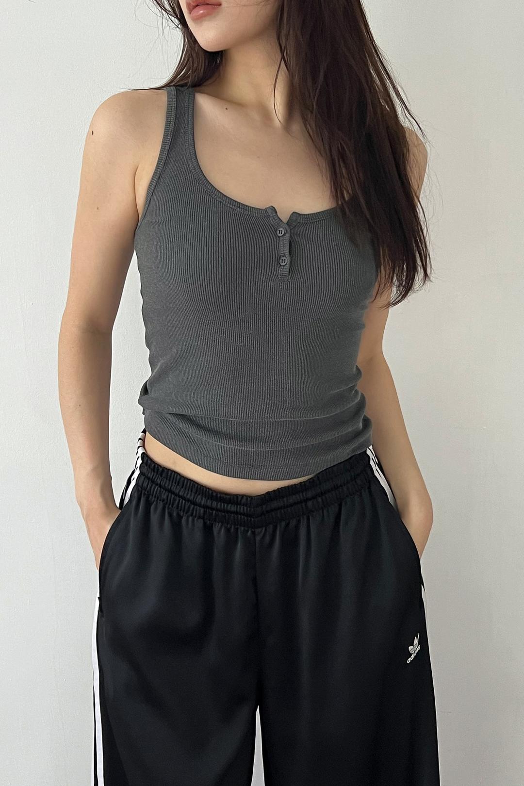 Pigment Button Tank (charcoal)