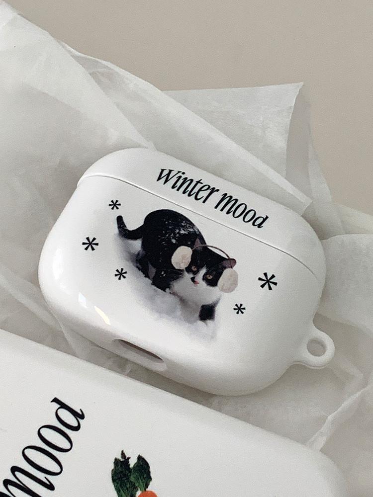 겨울 무드 고양이 유광 하드 에어팟 케이스