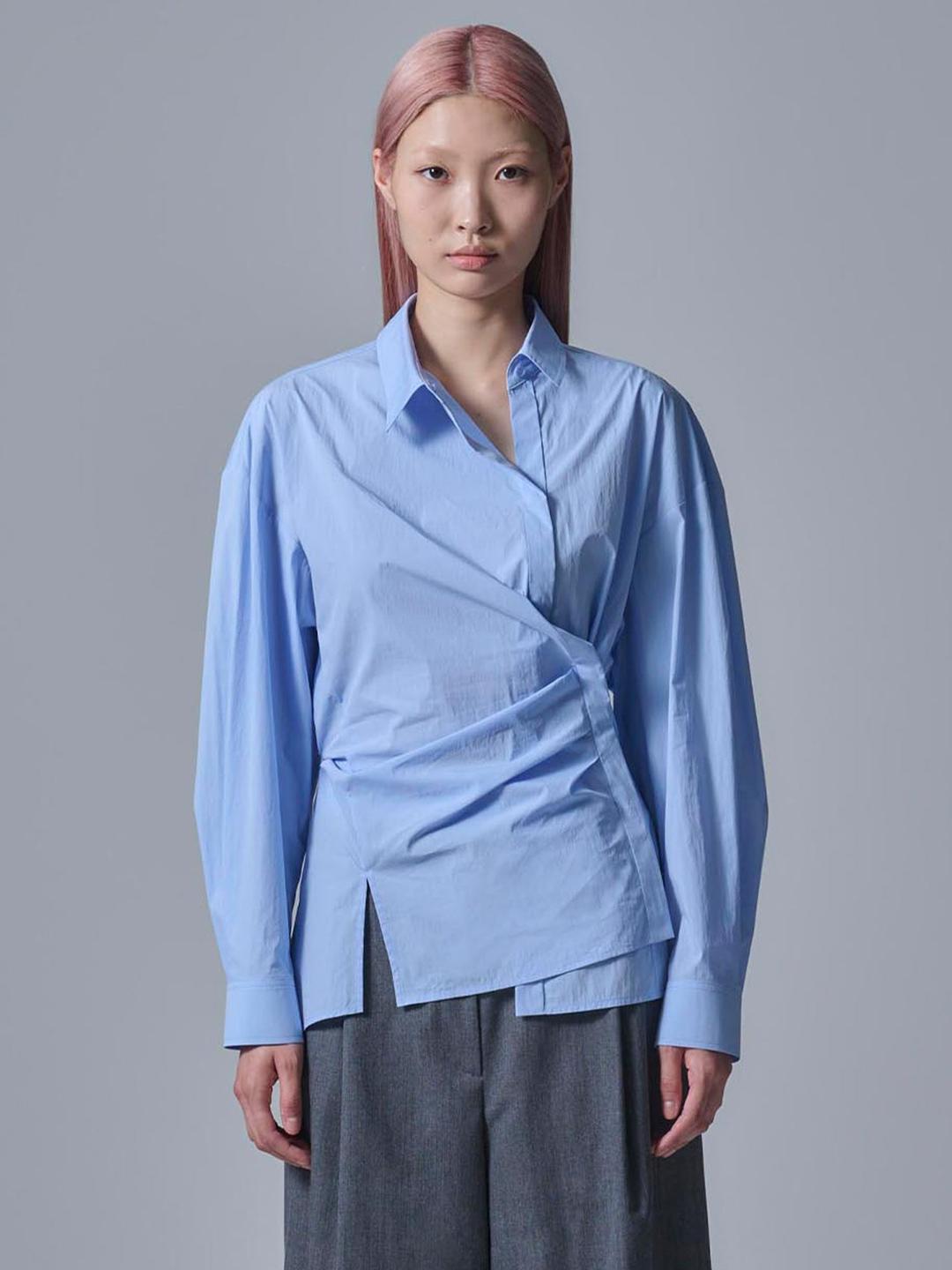 트위스티드 랩 셔츠 - 스카이 블루